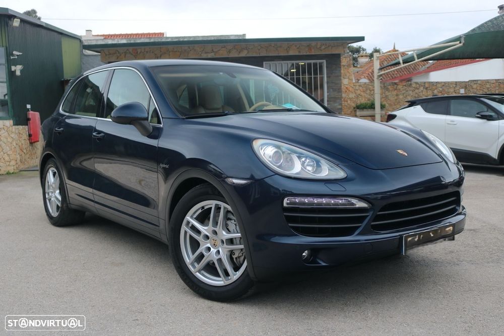 Porsche Cayenne S - 2