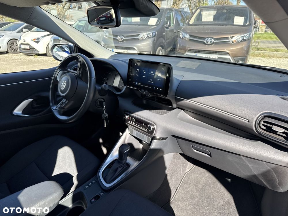 Toyota Yaris - 9