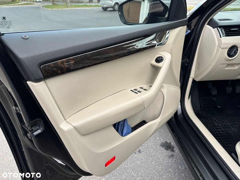 Skoda Octavia 2.0 TDI Elegance - 22