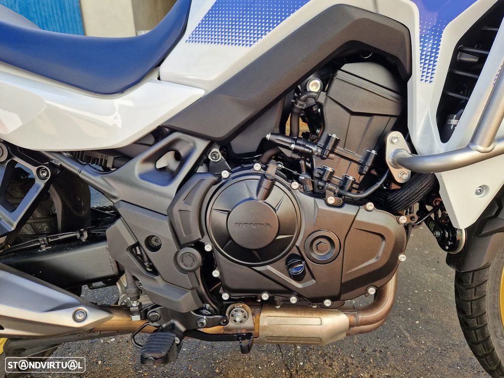 Honda Transalp XL 750 - 24