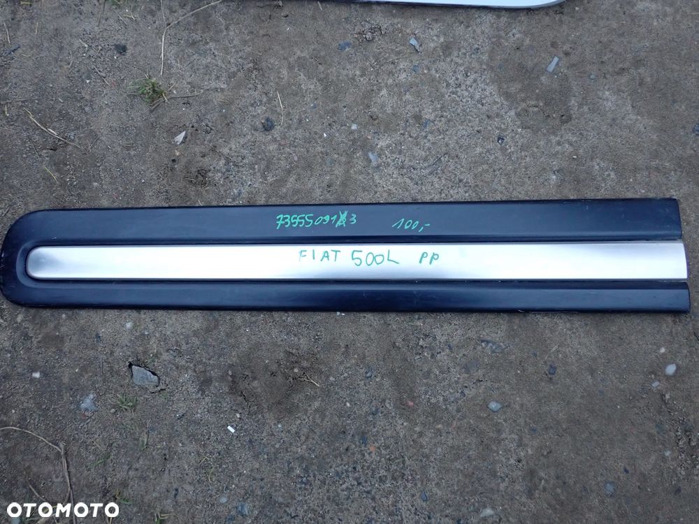 FIAT 500L LISTWA DRZWI PRAWY PRZÓD 735550913 - 1