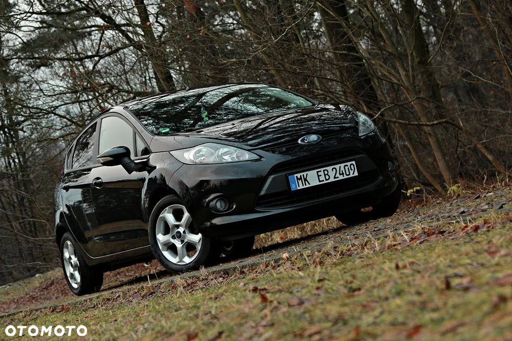 Ford Fiesta 1.25 Champions Edition - 5