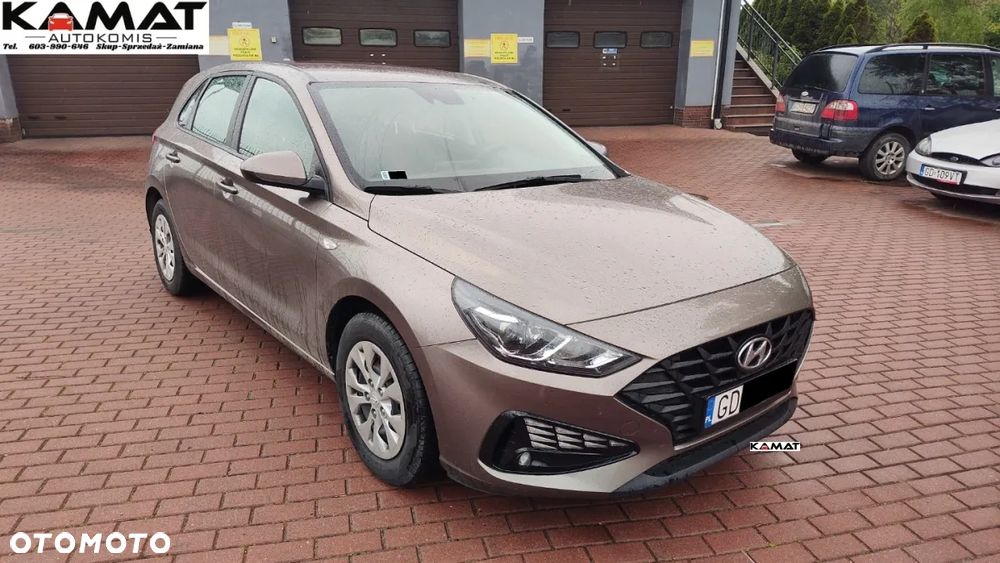 Hyundai i30 1.5 DPI Classic + - 14