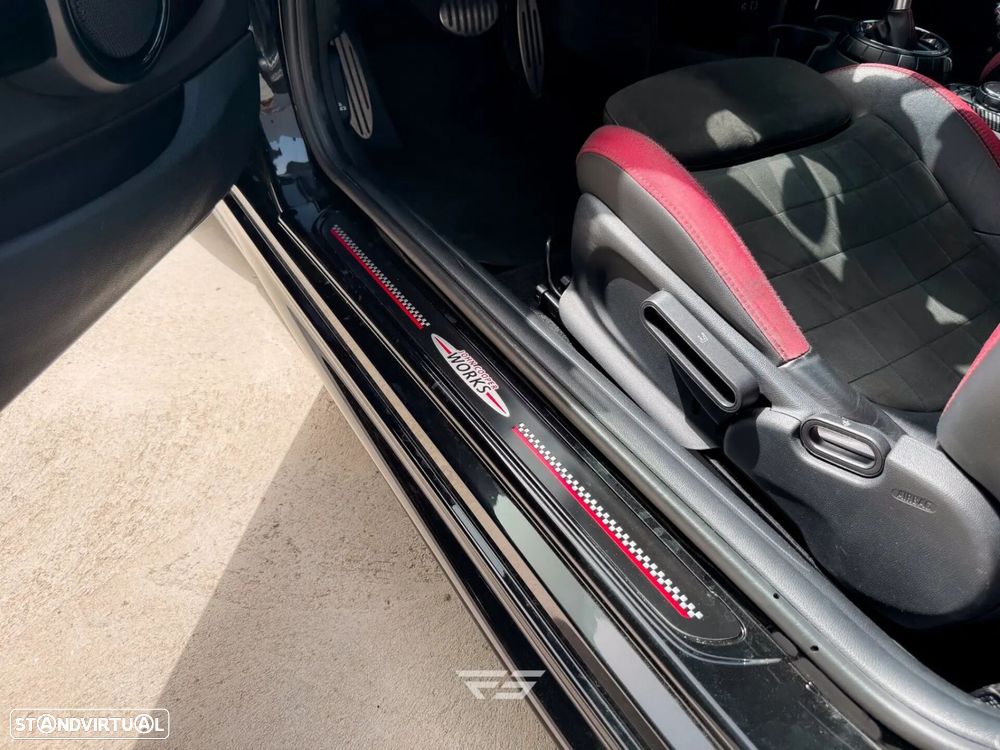 MINI 3 Portas John Cooper Works Auto Desportiva - 14