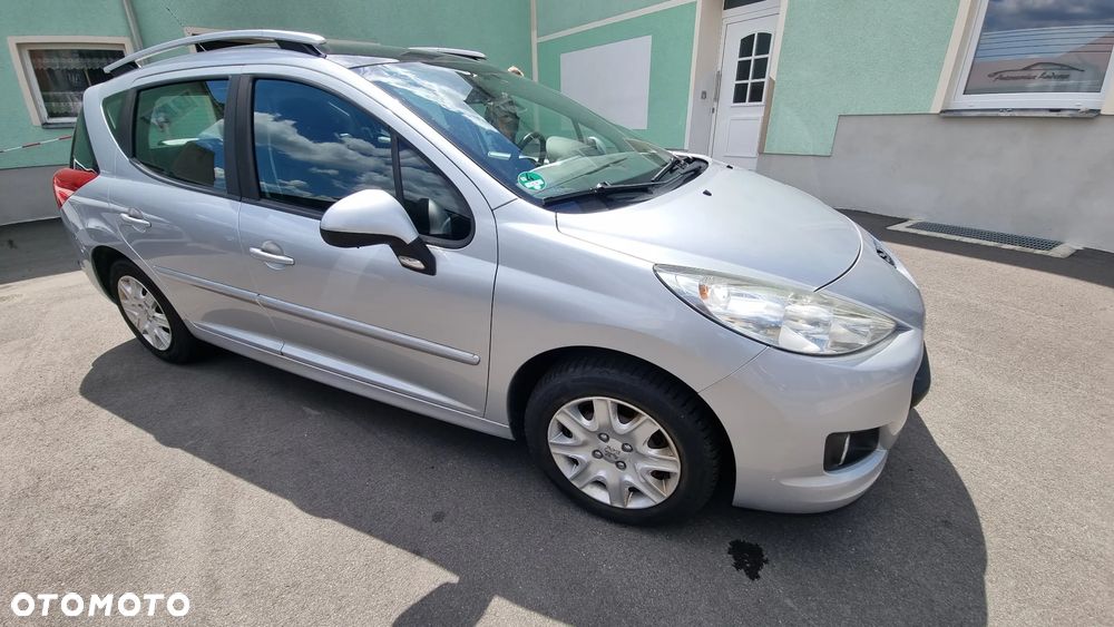 Peugeot 207 1.4 Presence nICE - 4