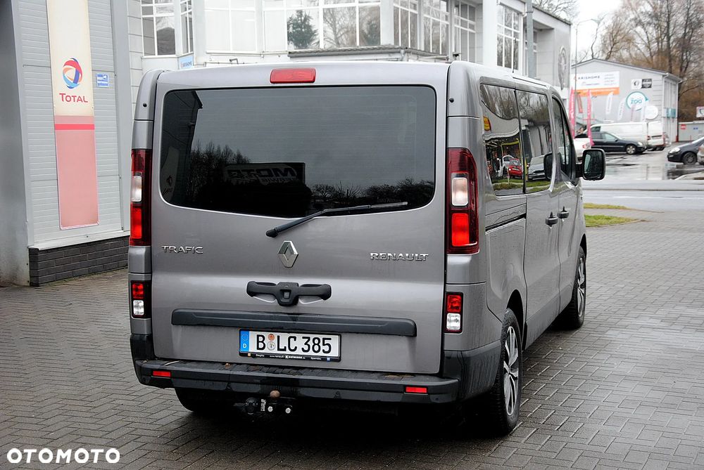 Renault Trafic 2.0 dCi - 6