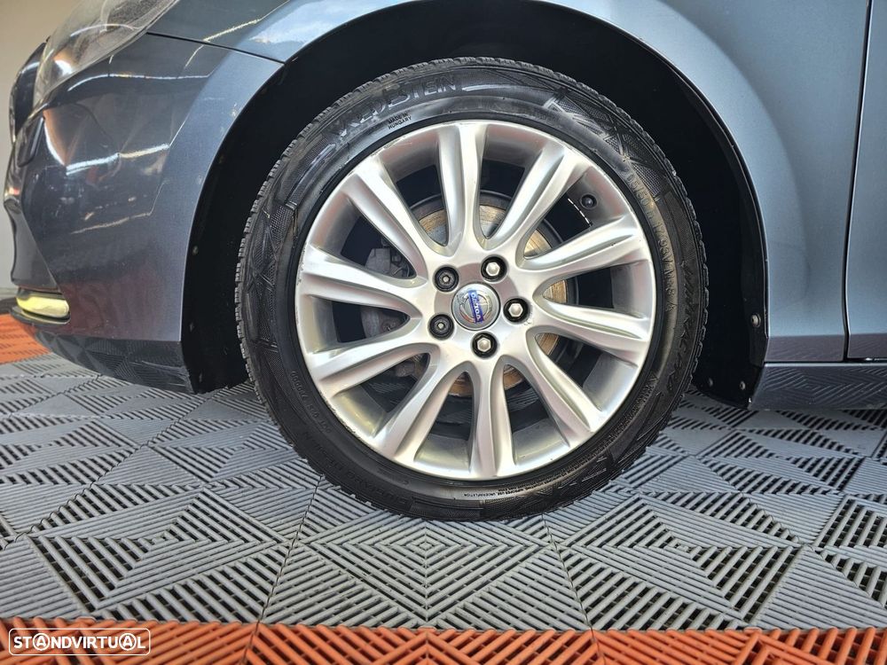 Volvo V40 1.6 D2 Momentum - 9