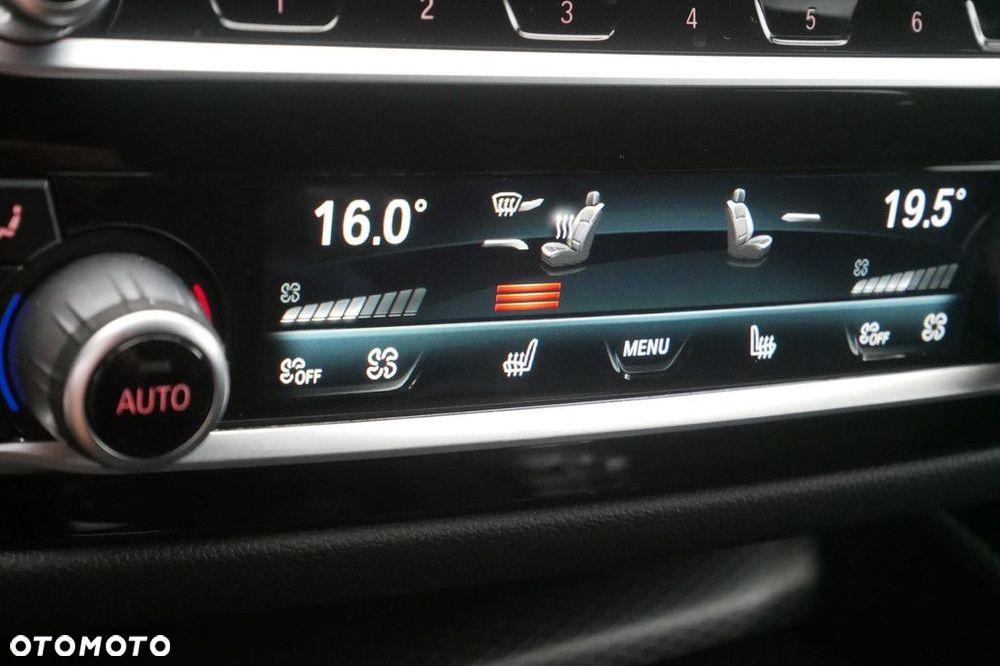 BMW Seria 5 - 29