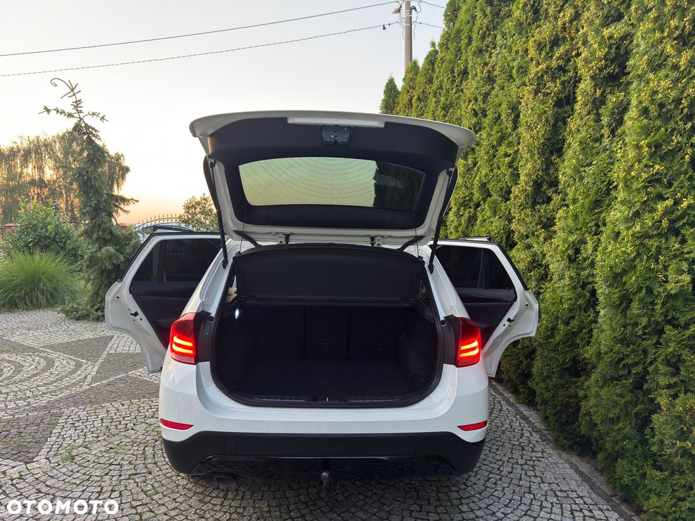 BMW X1 sDrive16d Sport Line - 8