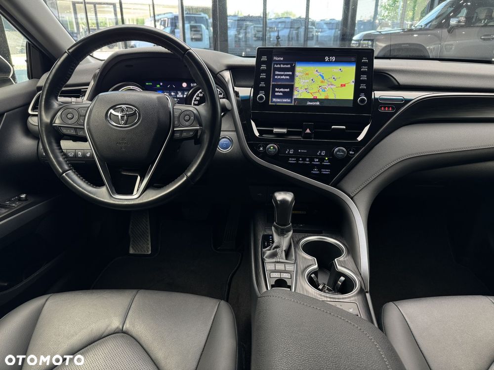 Toyota Camry 2.5 Hybrid Executive CVT - 16