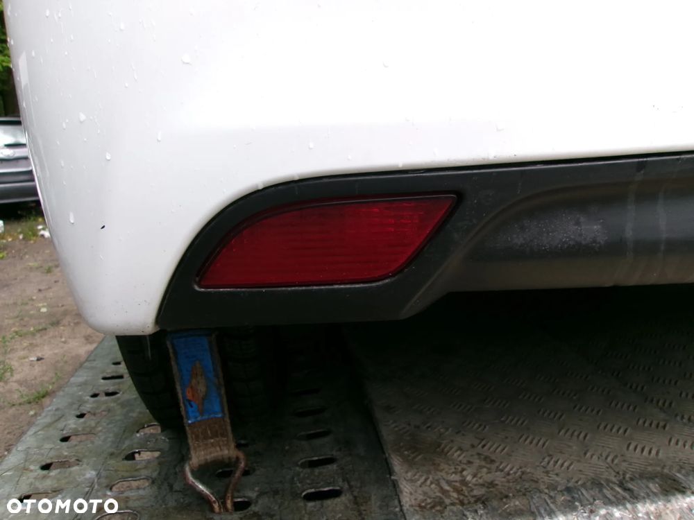 LAMPA TYŁ PRAWA LEWA PRZECIWMGIELNA WSTECZNE TOYOTA YARIS III  14-17 - 1