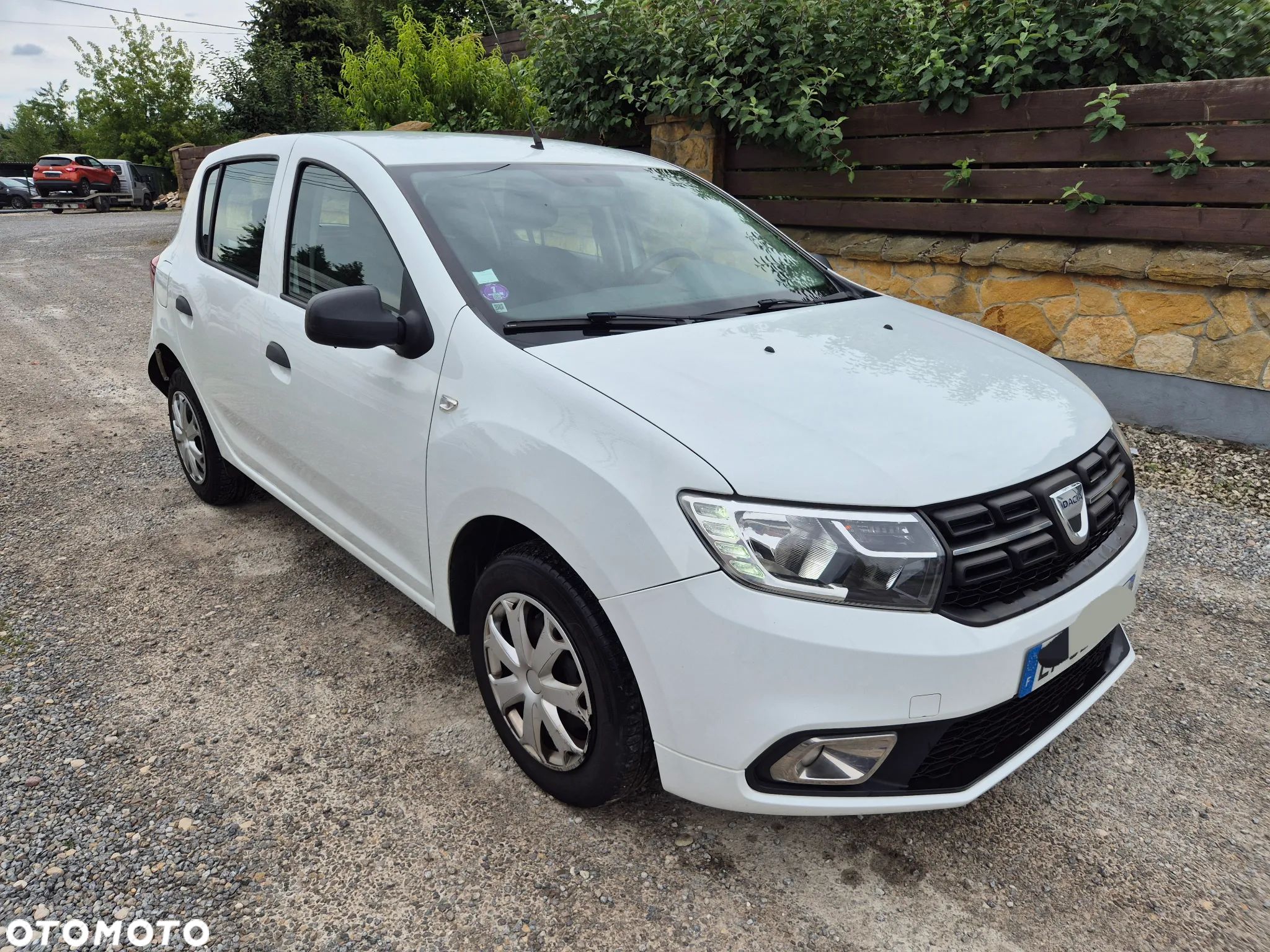 Dacia Sandero SCe 75 Acces - 1