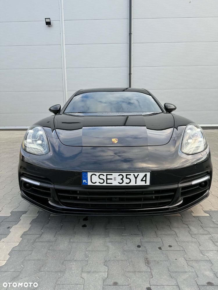 Porsche Panamera 4S - 6
