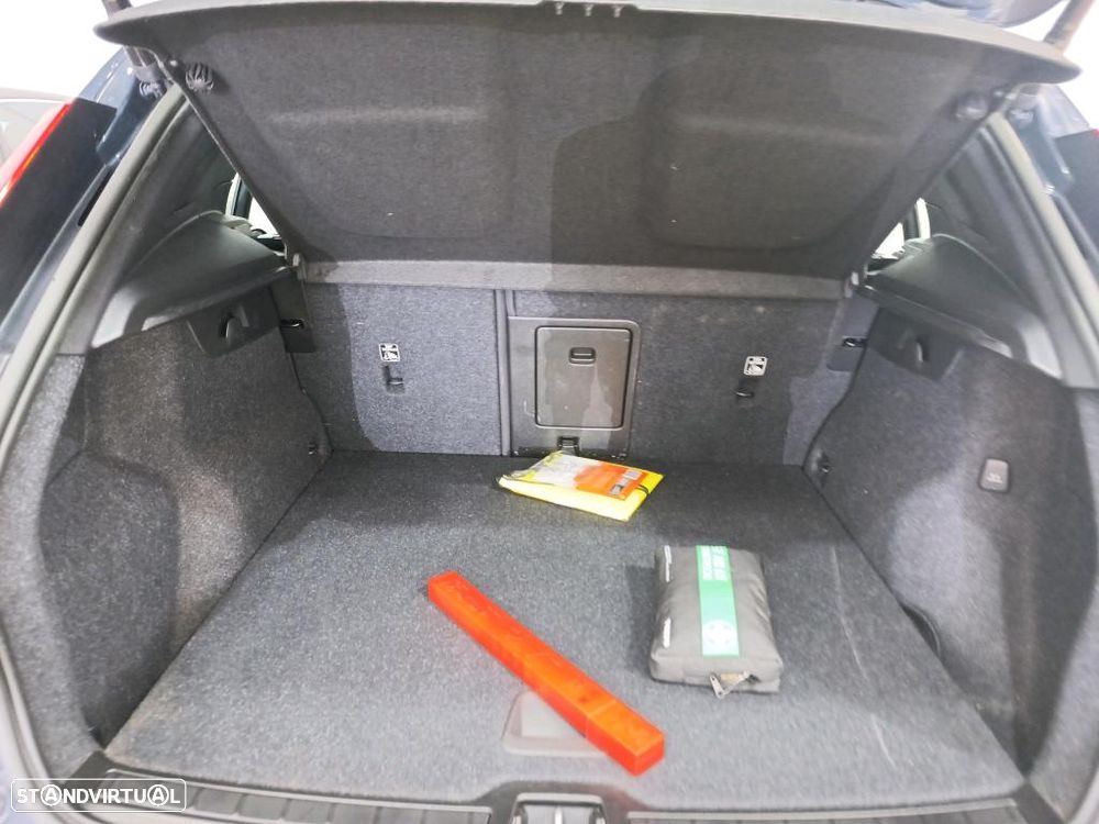 Volvo XC 40 1.5 T5 PHEV Inscription Expression - 11