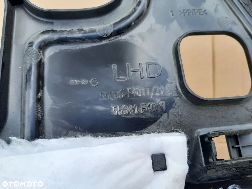 OSŁONA PLASTIK KRATKA MASKOWNICA TOYOTA CHR 2021R - 24