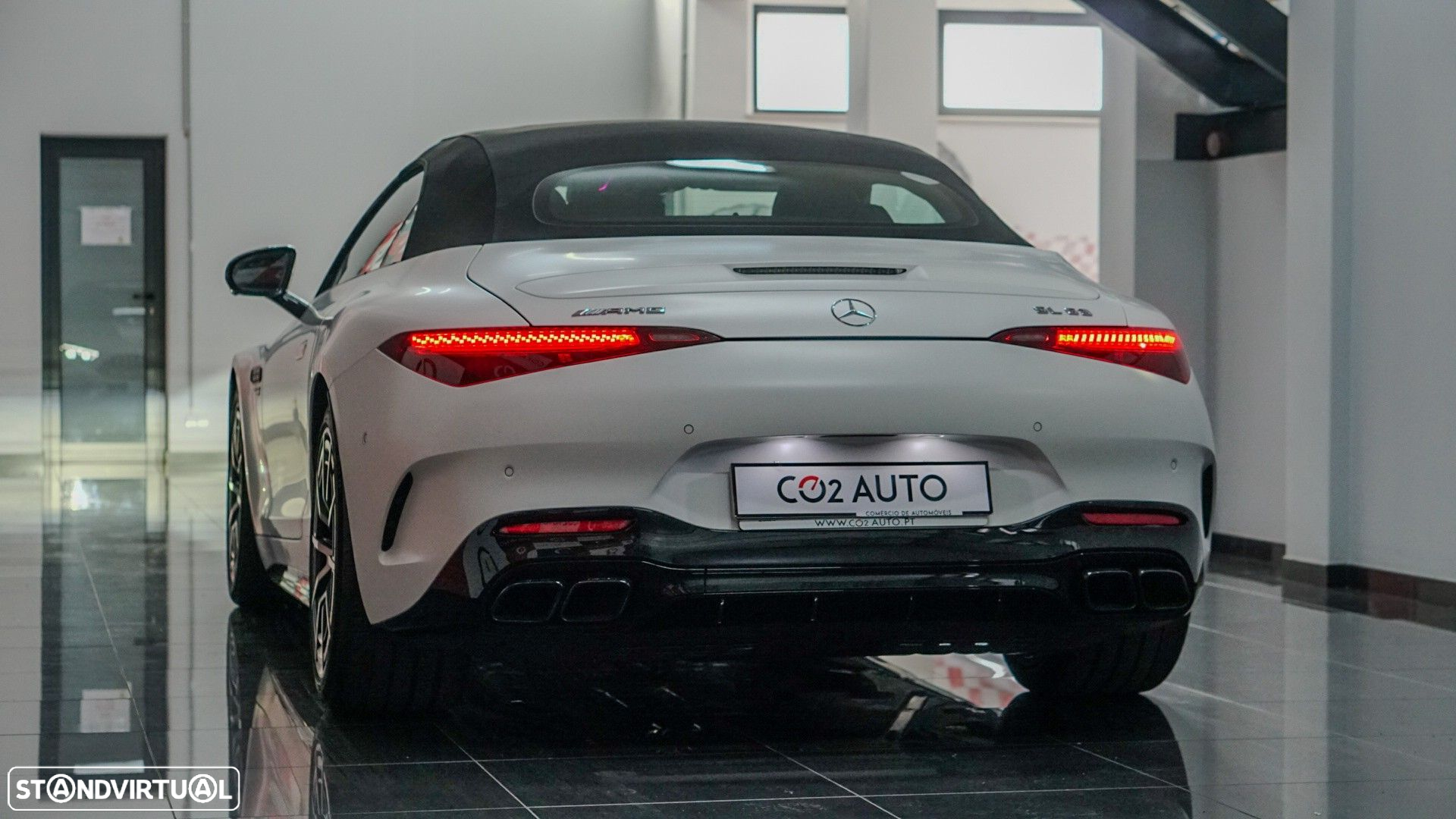 Mercedes-Benz SL 63 AMG - 9