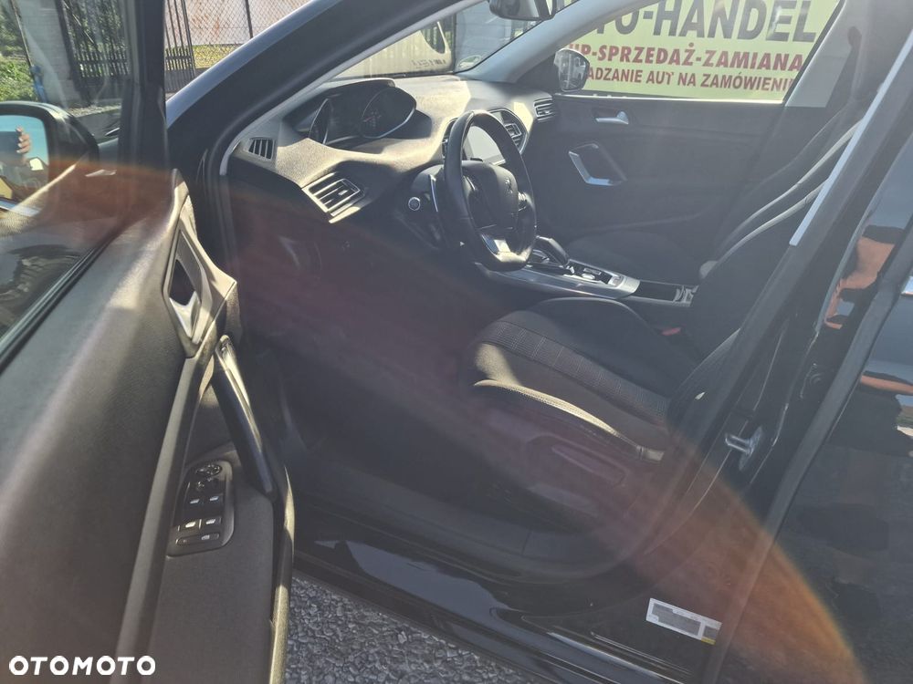 Peugeot 308 - 5