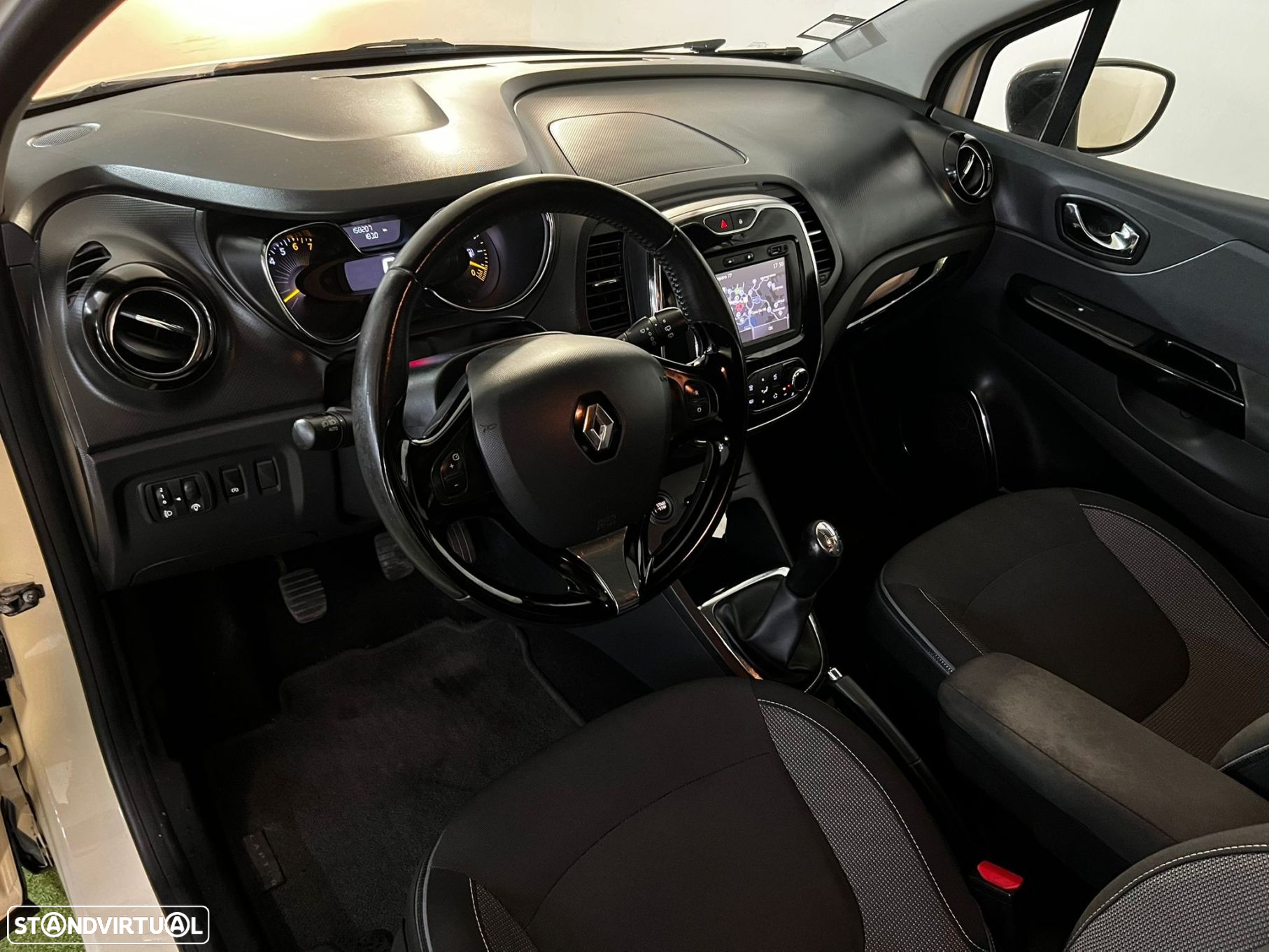 Renault Captur 0.9 TCE Exclusive - 13