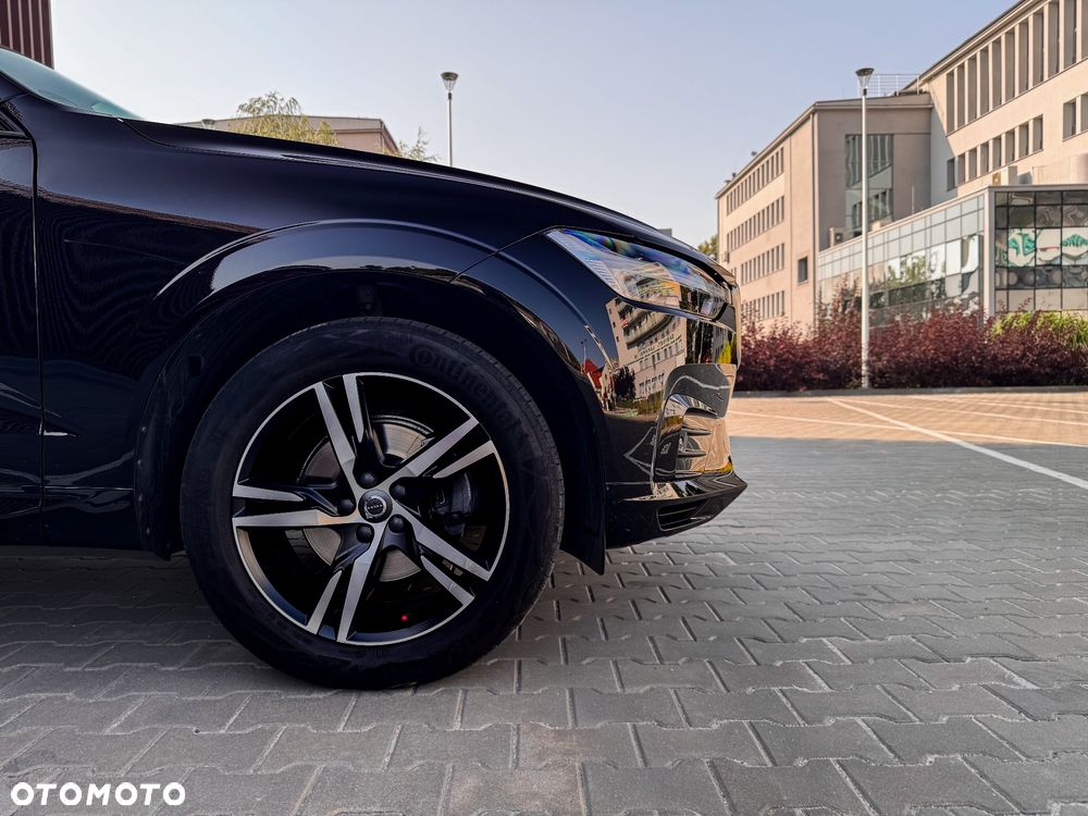 Volvo XC 60 D4 R-Design - 11