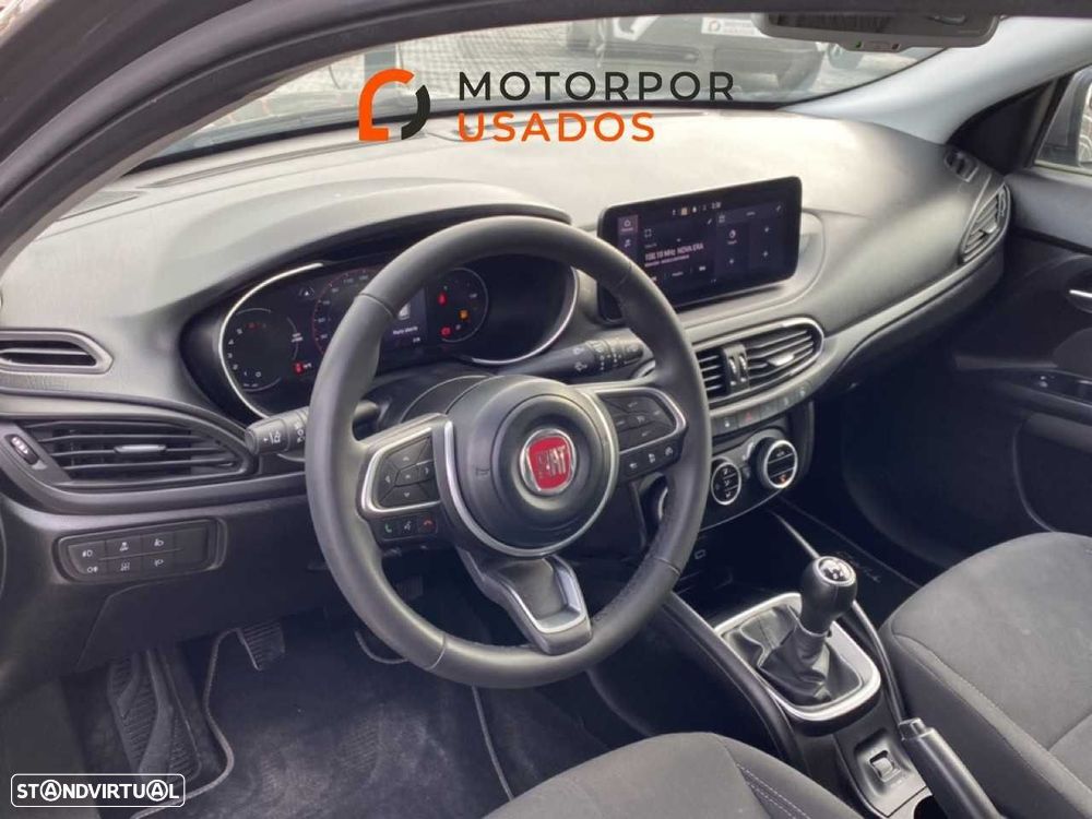 Fiat Tipo Station Wagon Cross 1.0 GSE T3 Cross - 10