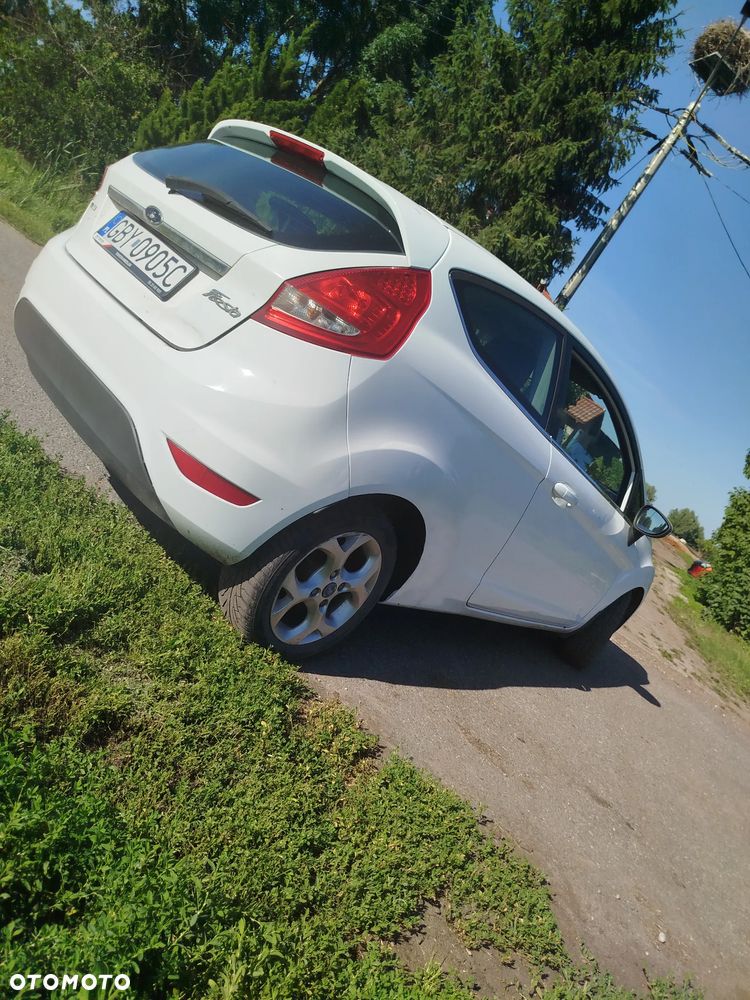 Ford Fiesta 1.6 TDCi Titanium - 6