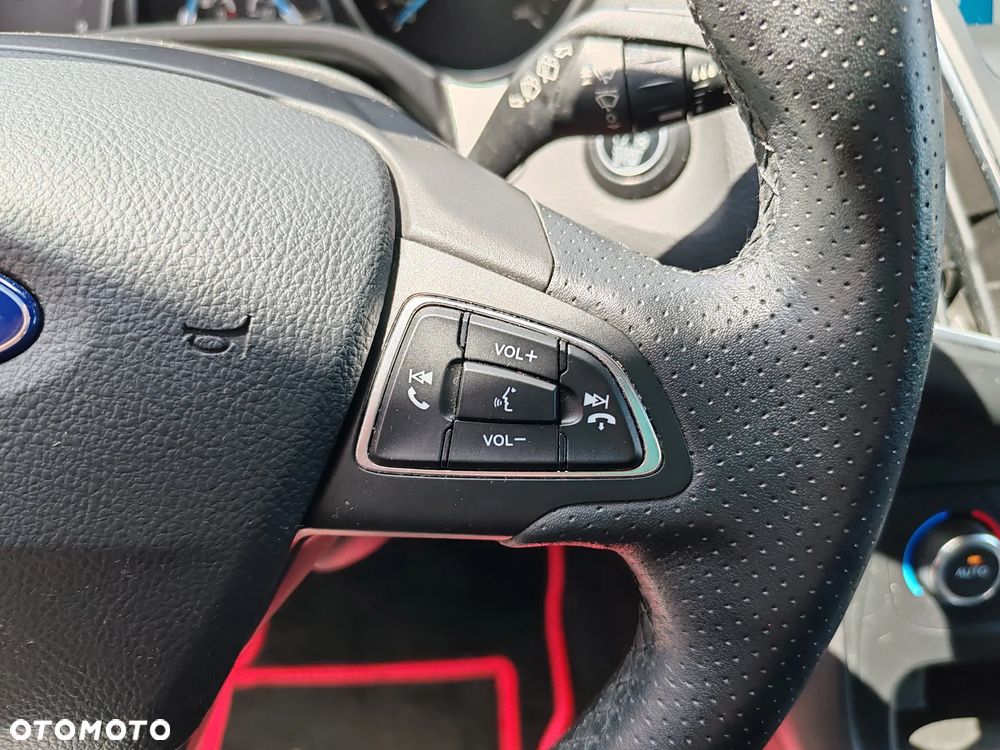 Ford Focus 1.5 EcoBoost STart-Stopp-System ST-LINE - 21