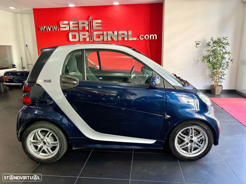 Smart ForTwo Coupé cdi softouch black&white limited dpf - 6