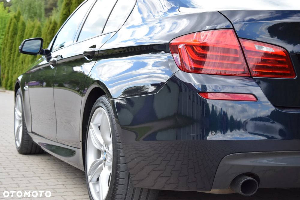 BMW Seria 5 535i Sport-Aut - 11