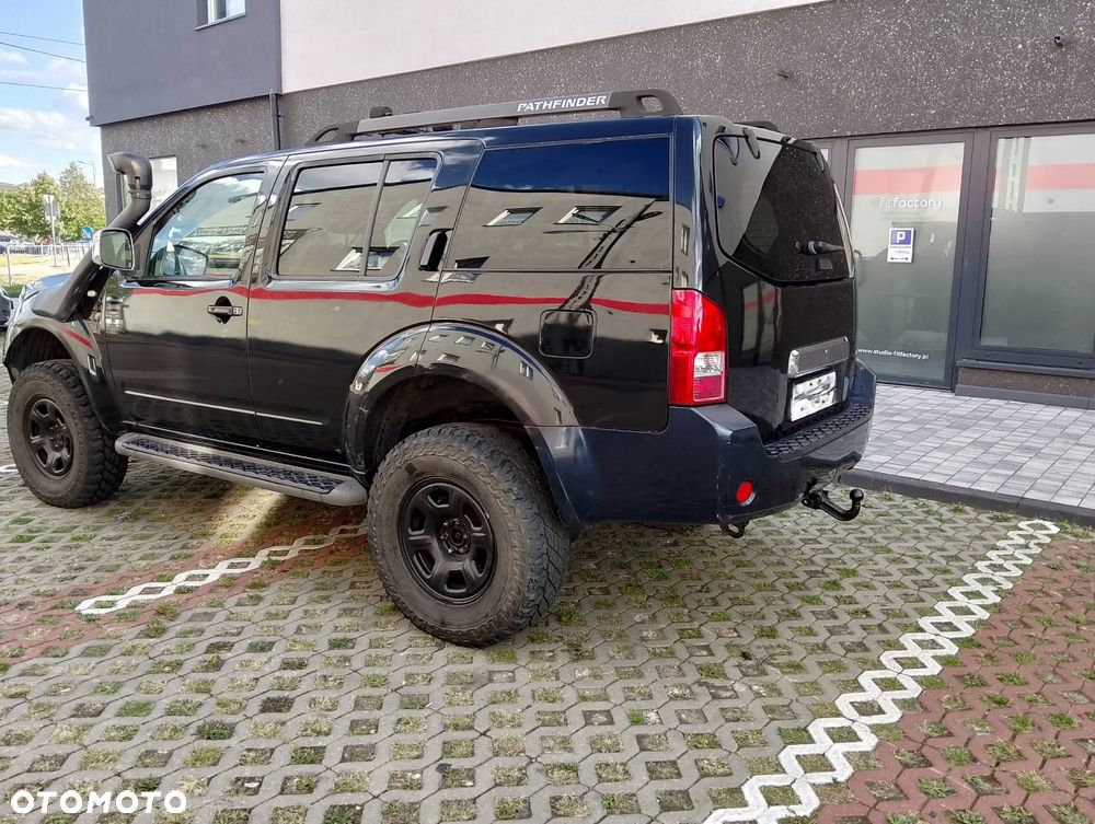 Nissan Pathfinder 2.5 DCi Elegance / LE - 4