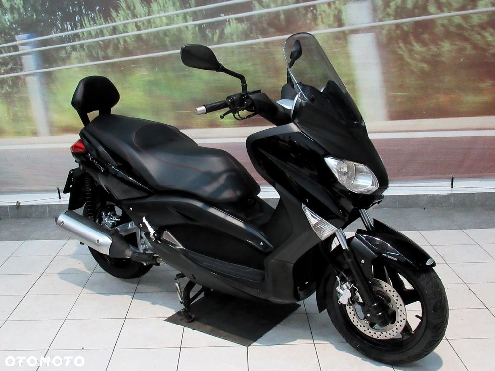Yamaha X-max - 1