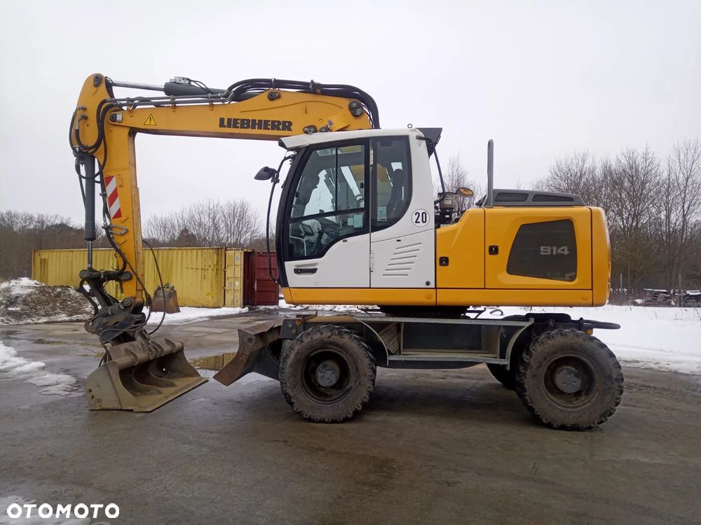 Liebherr A 914 - 1