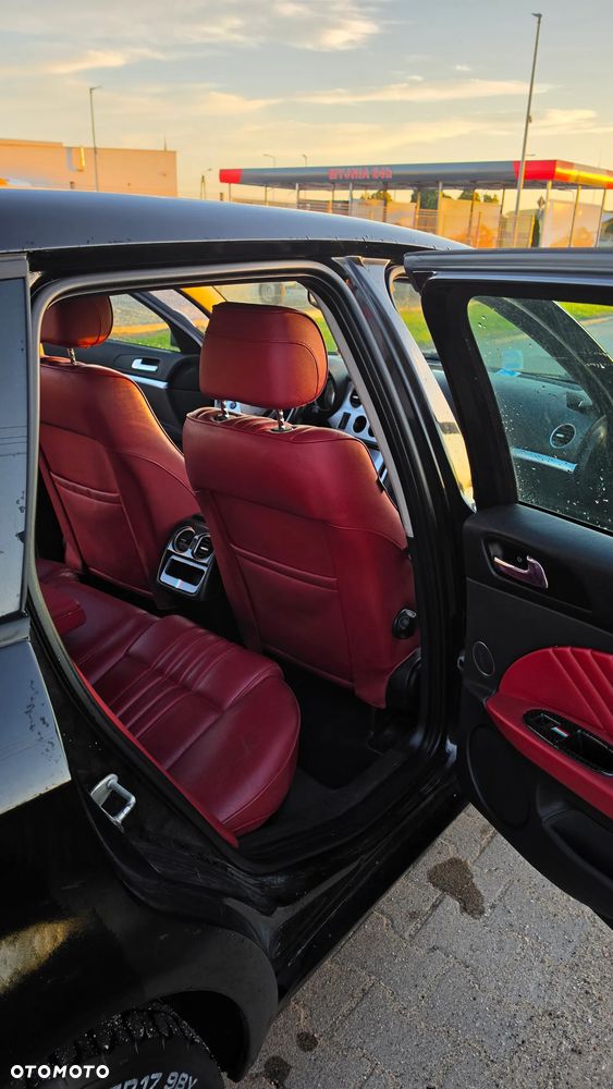 Alfa Romeo 159 Sportwagon 1.9JTDM Q-Distinctive - 9