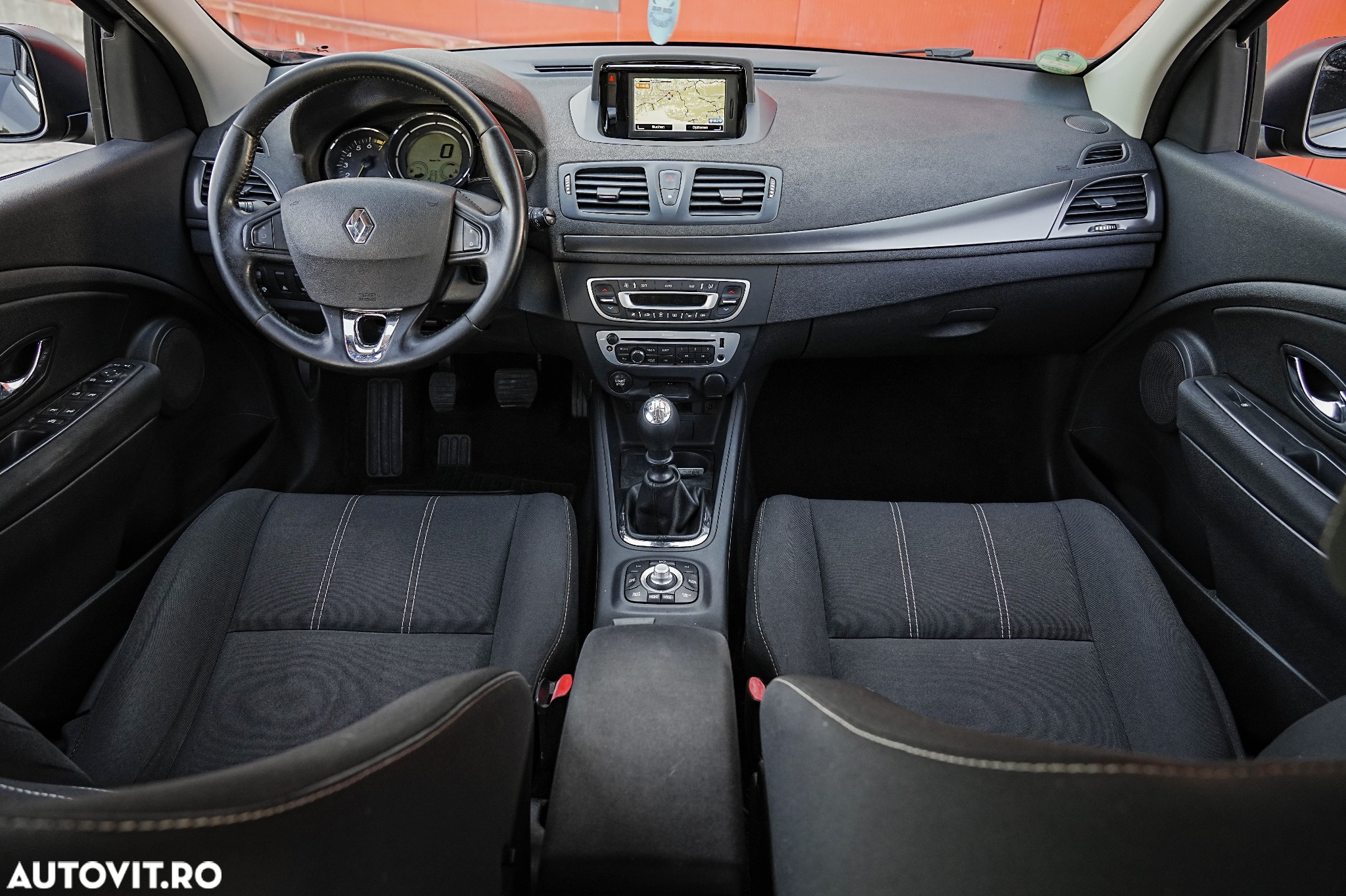 Renault Megane Grandtour ENERGY TCe 115 Start & Stop Authentique - 6