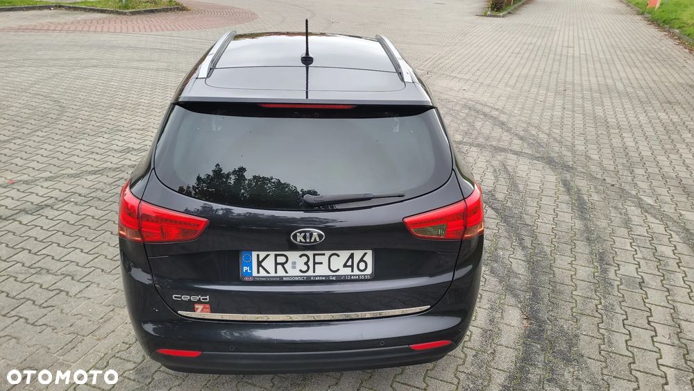 Kia Ceed 1.6 GDI L DCT - 12