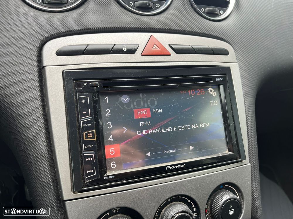 Peugeot 308 1.6 HDi Executive - 14