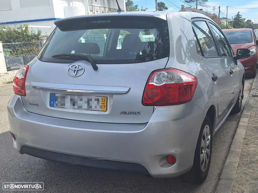 Toyota Auris 1.4 D-4D Comfort - 5