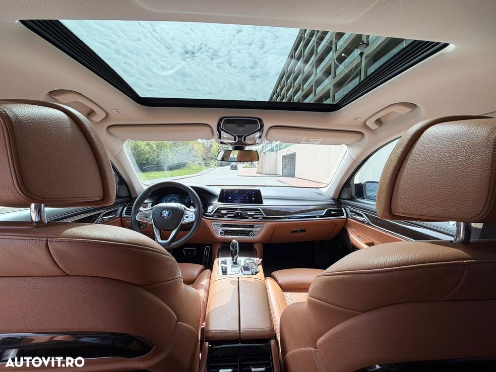 BMW Seria 7 730d xDrive - 12