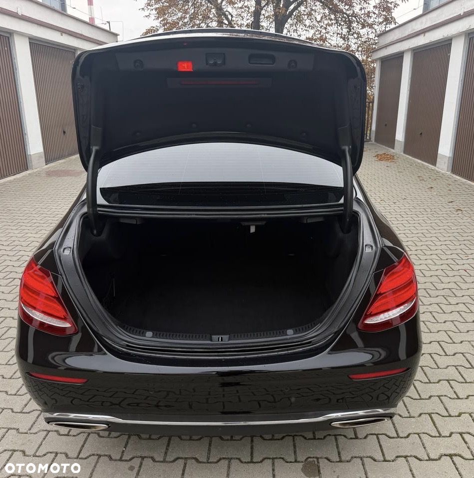 Mercedes-Benz Klasa E - 34