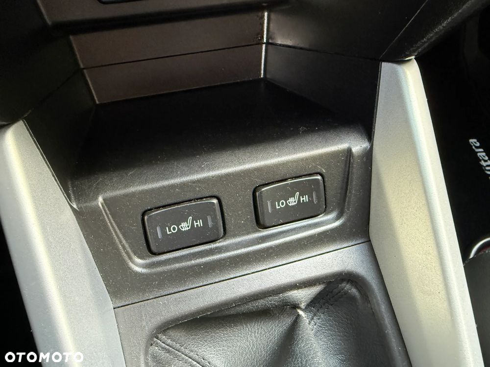 Suzuki Vitara 1.6 Premium 4WD - 17