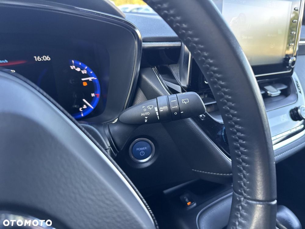 Toyota Corolla 2.0 Hybrid Comfort - 21