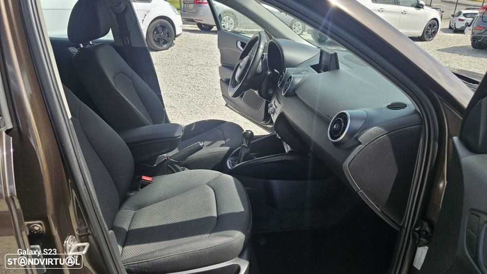 Audi A1 Sportback 1.6 TDI Attraction - 3