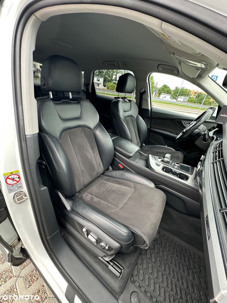 Audi Q7 - 19