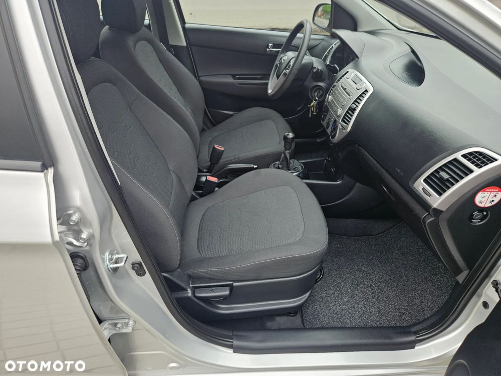 Hyundai i20 1.2 Edition Plus - 11
