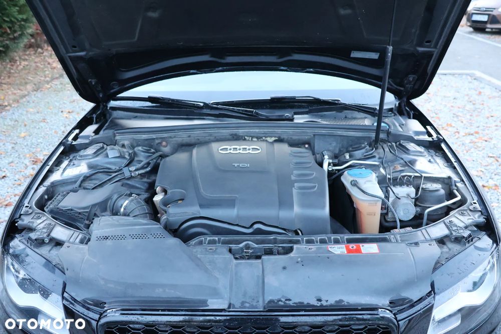 Audi A4 Avant 2.0 TDI DPF S line Sportpaket - 13