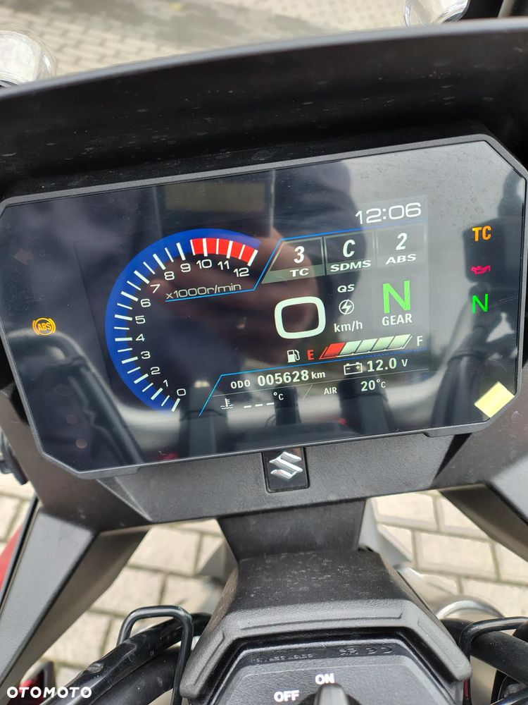 Suzuki DL - 4