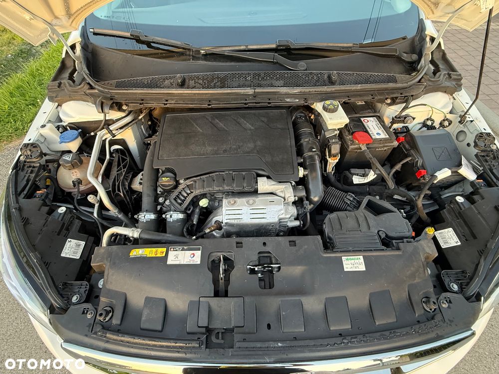 Peugeot 308 1.2 PureTech Allure S&S - 39