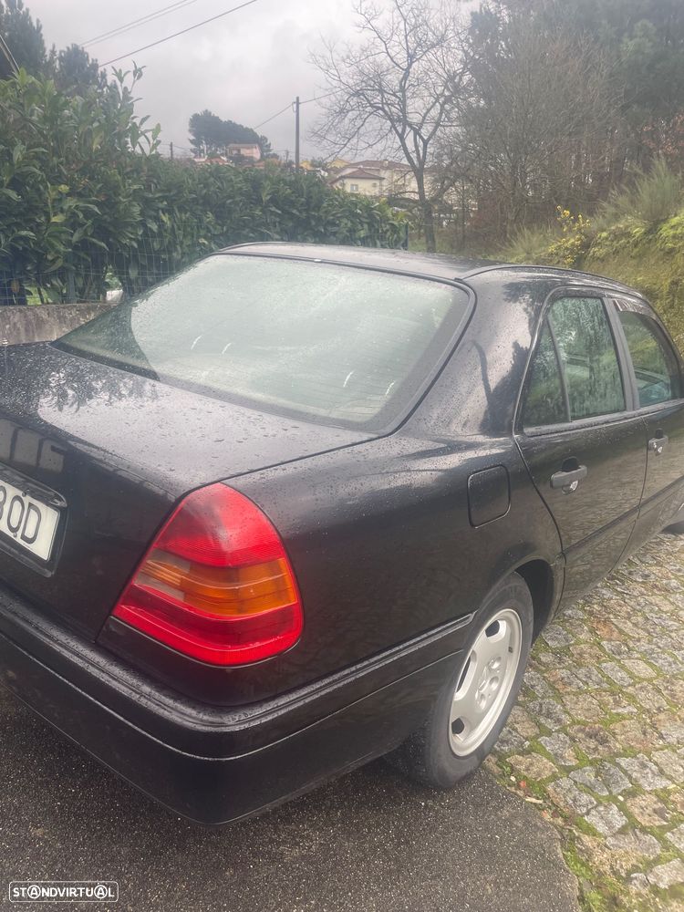 Mercedes-Benz C 220 D Sport - 2