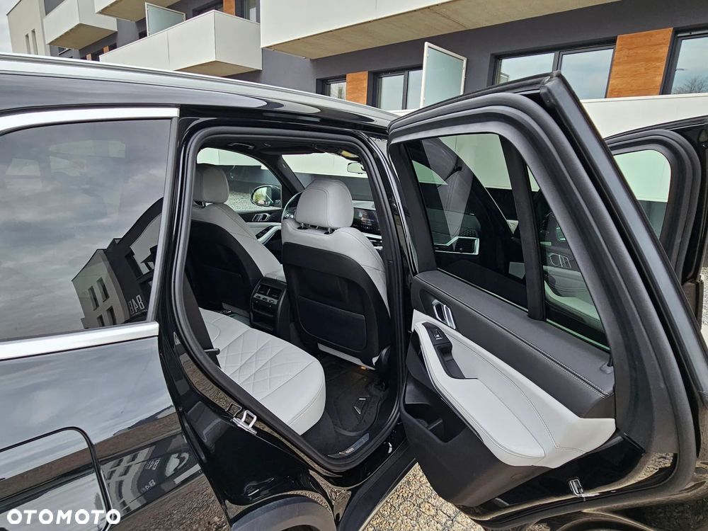 BMW X5 xDrive40i mHEV Individual Edition sport - 14