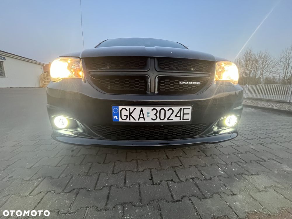 Dodge Grand Caravan 3.6 R/T - 6