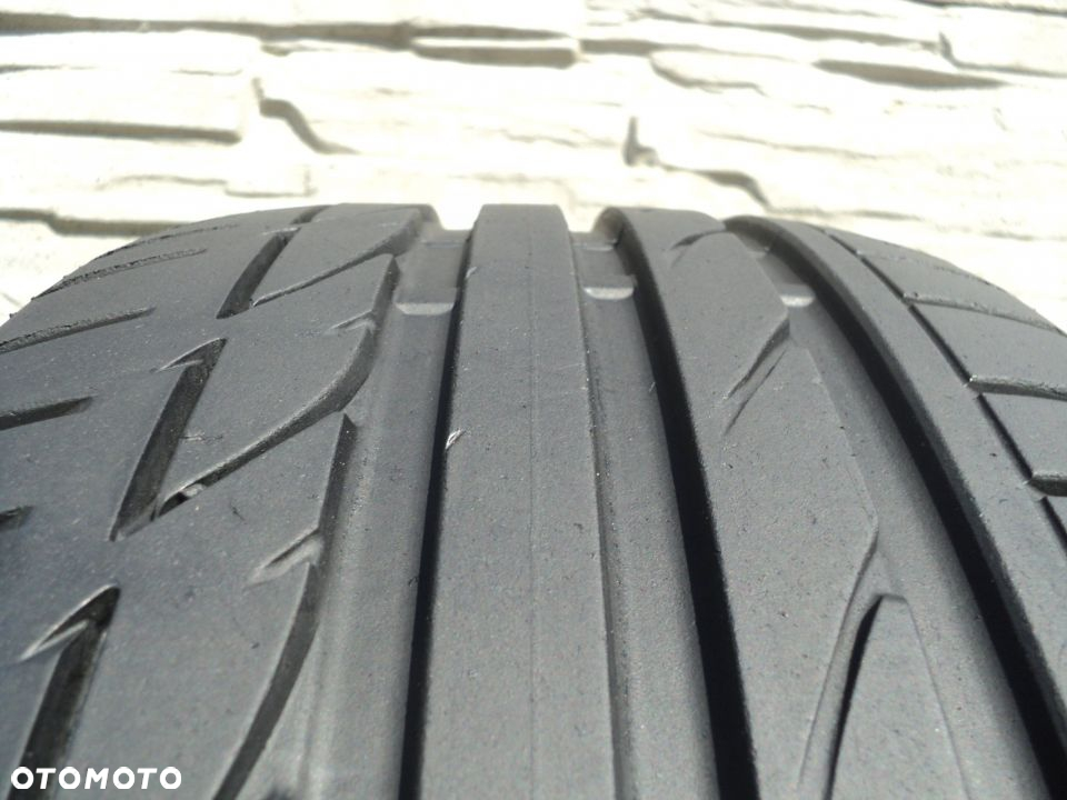Bridgestone Potenza S001 235/45/19 95W 1szt. - 2